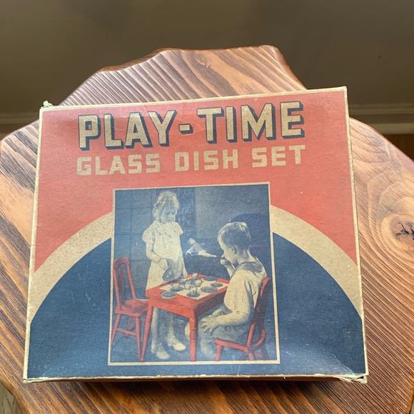 VINTAGE Jadeite Childrens Tea Set 1940s Box included from Akron Agate glass Co. - Picture 7 of 8